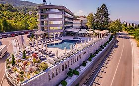 Laki Hotel & Spa